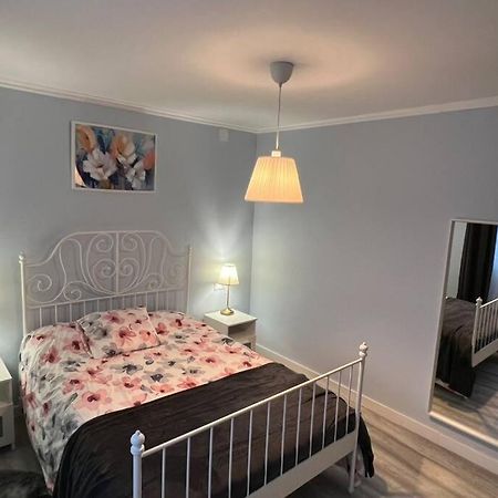 Apartamento Turistico Plaza III Монфорте-де-Лемос Экстерьер фото