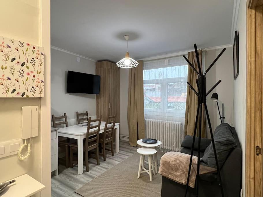 Apartamento Turistico Plaza III Монфорте-де-Лемос Экстерьер фото